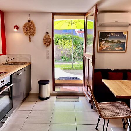 Appartement Deux Pieces Donnant Sur Un Jardin アンティーブ エクステリア 写真