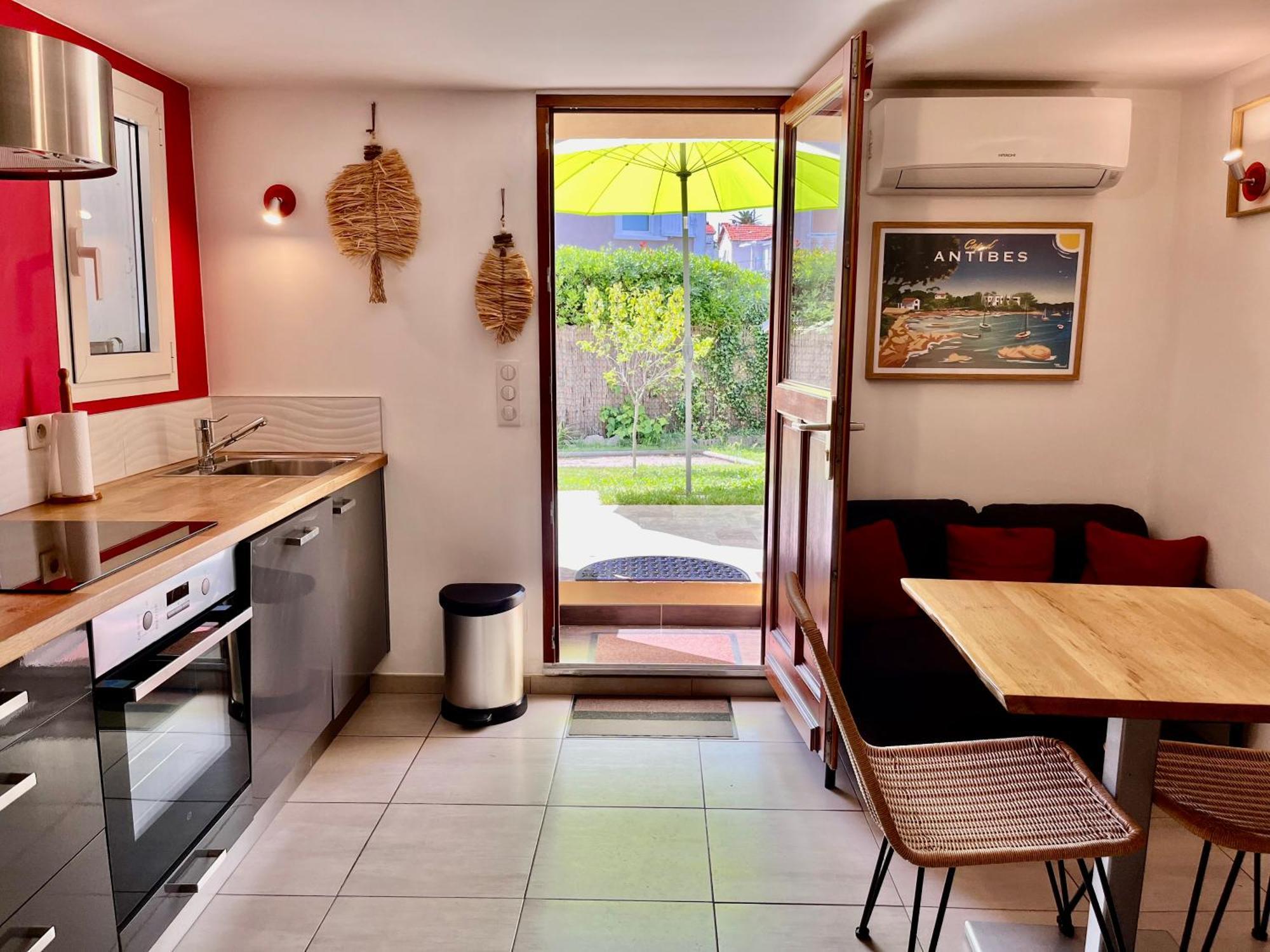 Appartement Deux Pieces Donnant Sur Un Jardin アンティーブ エクステリア 写真